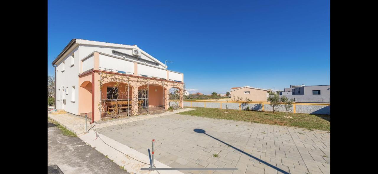 Aurum Luxury Apartments Vir Luaran gambar