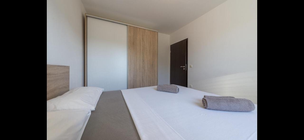 Aurum Luxury Apartments Vir Luaran gambar